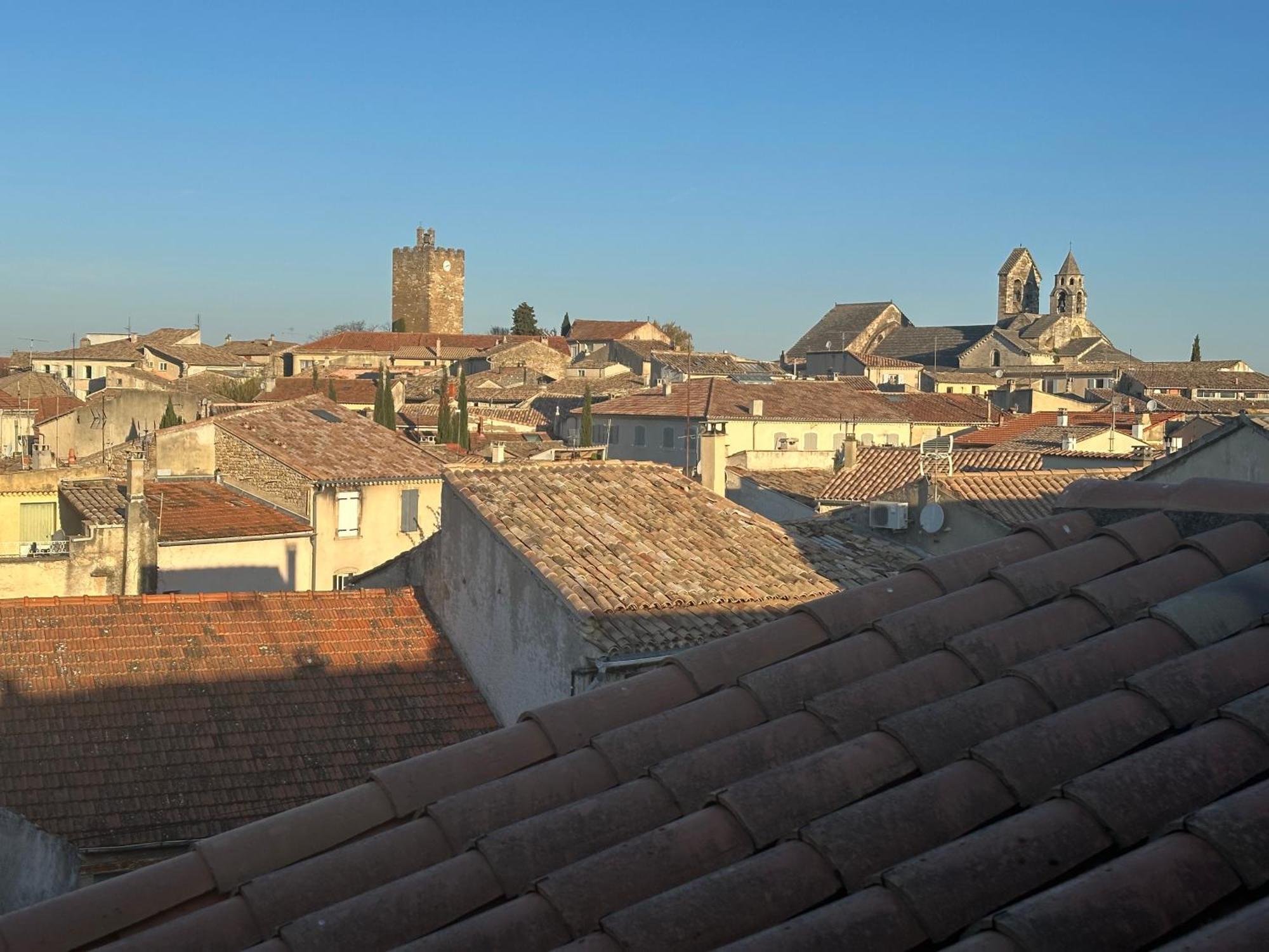 Drome Provencale Maison Familiale Calme Dans Village Valréas Exterior photo